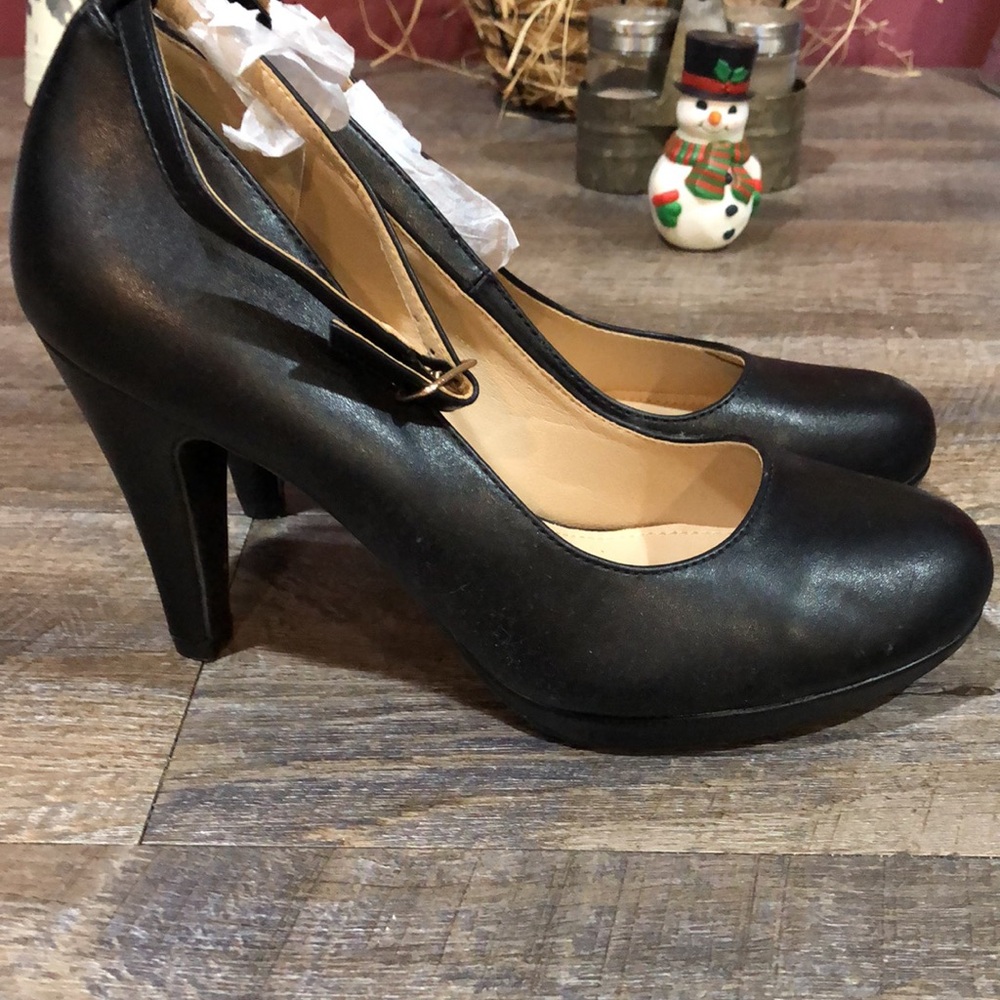 Allerga K Black Pumps w Heels Size 9.5 - Picture 2 of 9